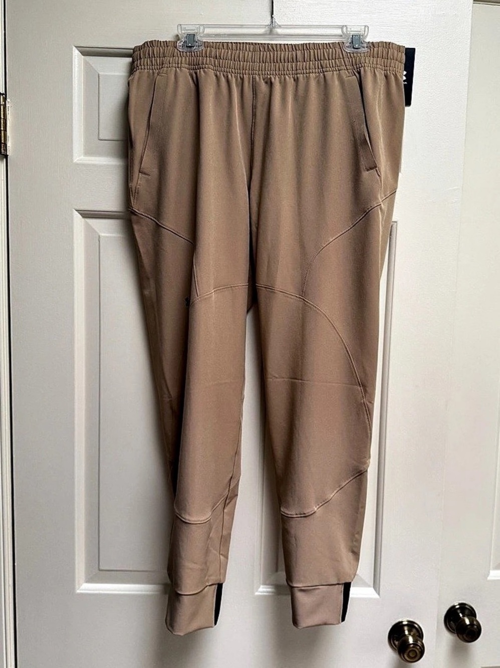 Under Armour UA Unstoppable Jogger Brown Large NWT